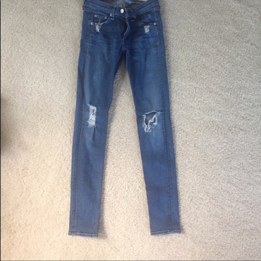 Rag & Bone distressed skinny 👖 for Intermix 🎉